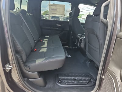 2026 RAM 1500 RAM 1500 EXPRESS CREW CAB 4X4 5'7' BOX