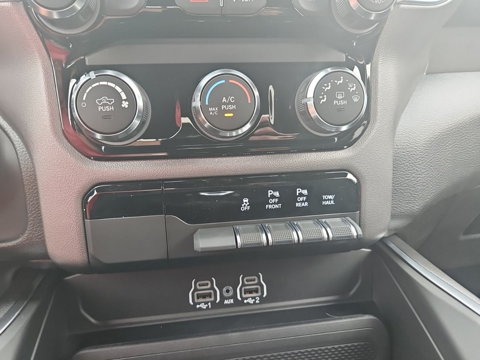 2026 RAM Ram 1500 RAM 1500 EXPRESS CREW CAB 4X4 5'7' BOX