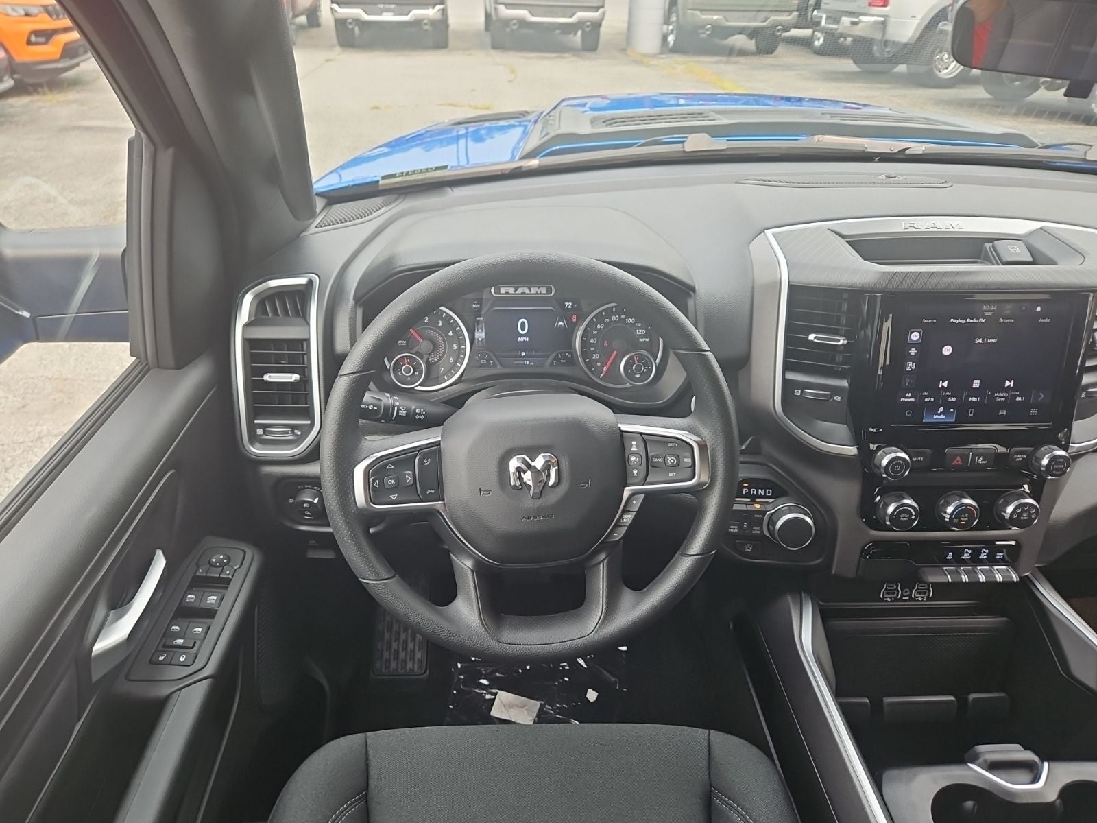2026 RAM Ram 1500 RAM 1500 EXPRESS CREW CAB 4X4 5'7' BOX
