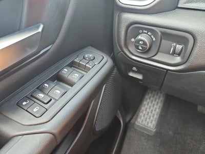 2026 RAM 1500 RAM 1500 EXPRESS CREW CAB 4X4 5'7' BOX