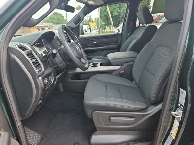 2026 RAM 1500 RAM 1500 EXPRESS CREW CAB 4X4 5'7' BOX