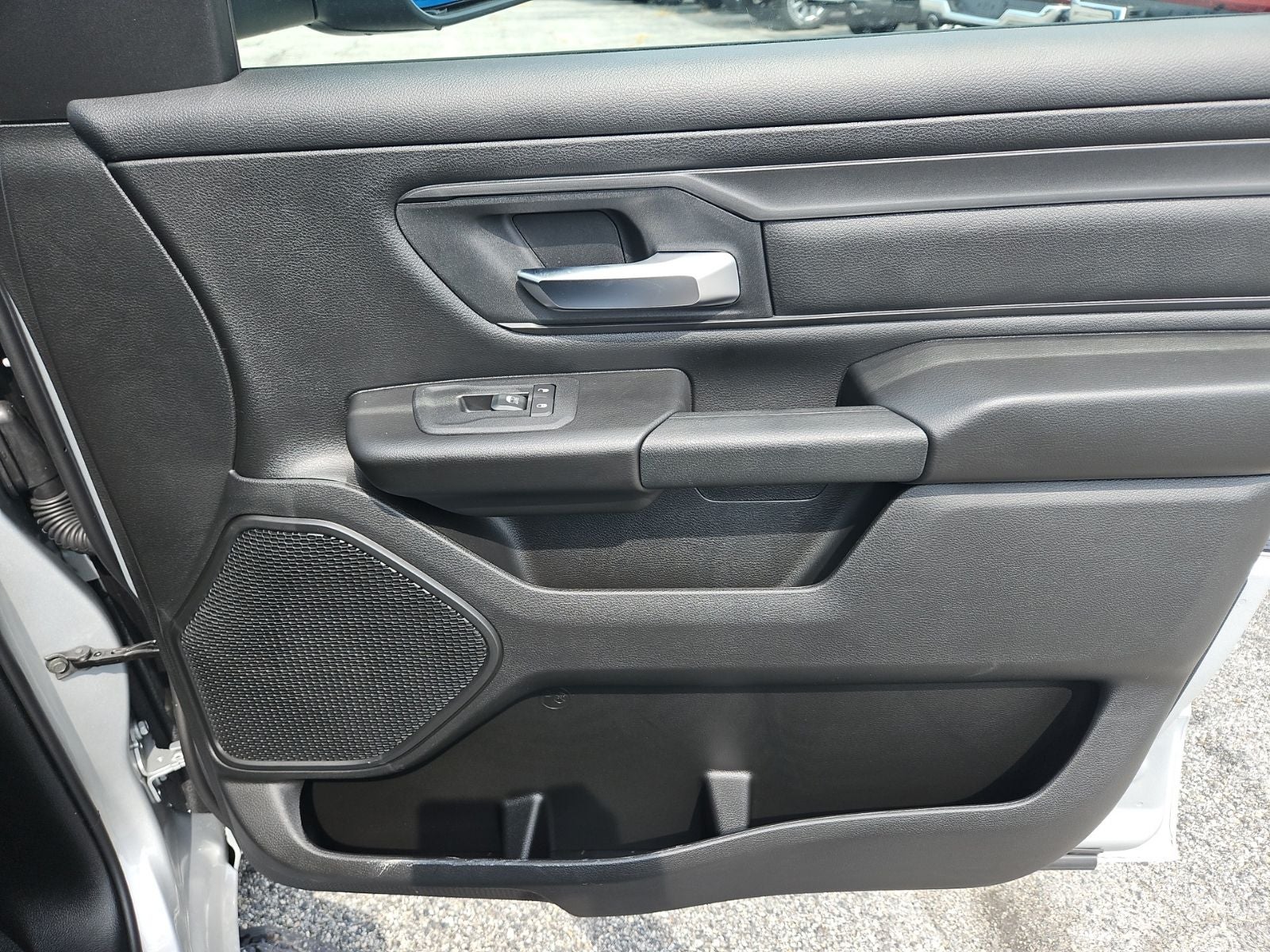 2026 RAM 1500 RAM 1500 EXPRESS CREW CAB 4X4 5'7' BOX