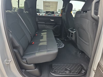 2026 RAM 1500 RAM 1500 EXPRESS CREW CAB 4X4 5'7' BOX