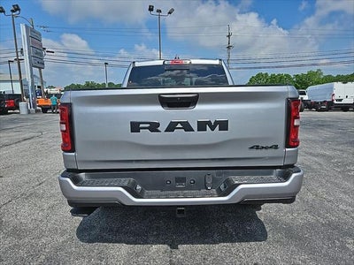 2025 RAM Ram 1500 RAM 1500 TRADESMAN CREW CAB 4X4 5'7' BOX
