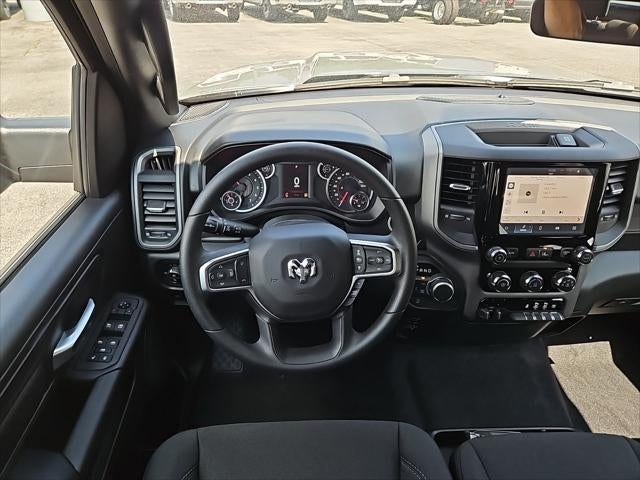 2025 RAM Ram 1500 RAM 1500 TRADESMAN CREW CAB 4X4 5'7' BOX