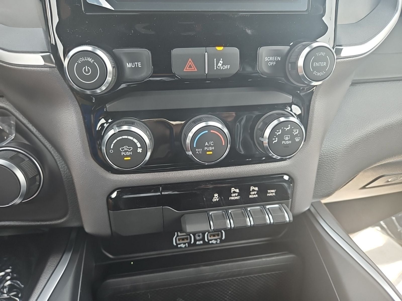 2026 RAM 1500 Express