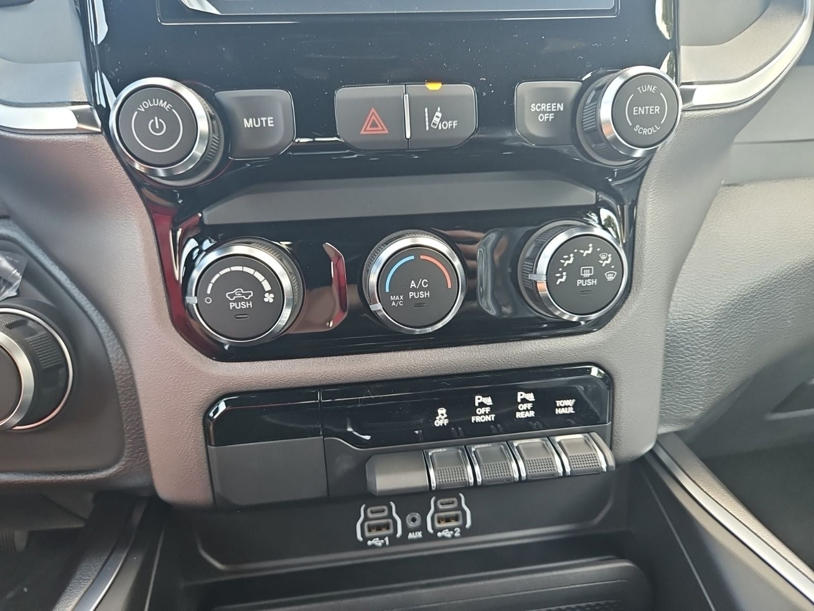 2026 RAM 1500 Express