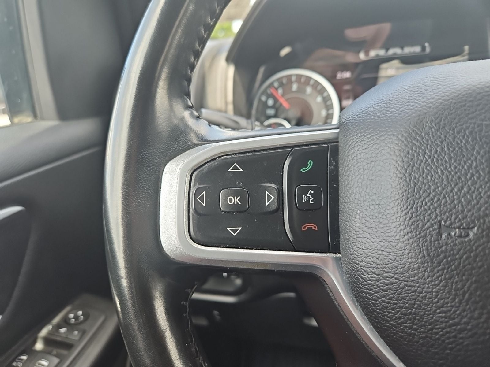 2022 RAM 1500 Big Horn Quad Cab 4x4 6'4' Box
