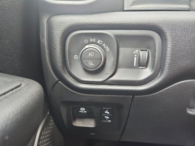 2022 RAM 1500 Big Horn Quad Cab 4x4 6'4' Box