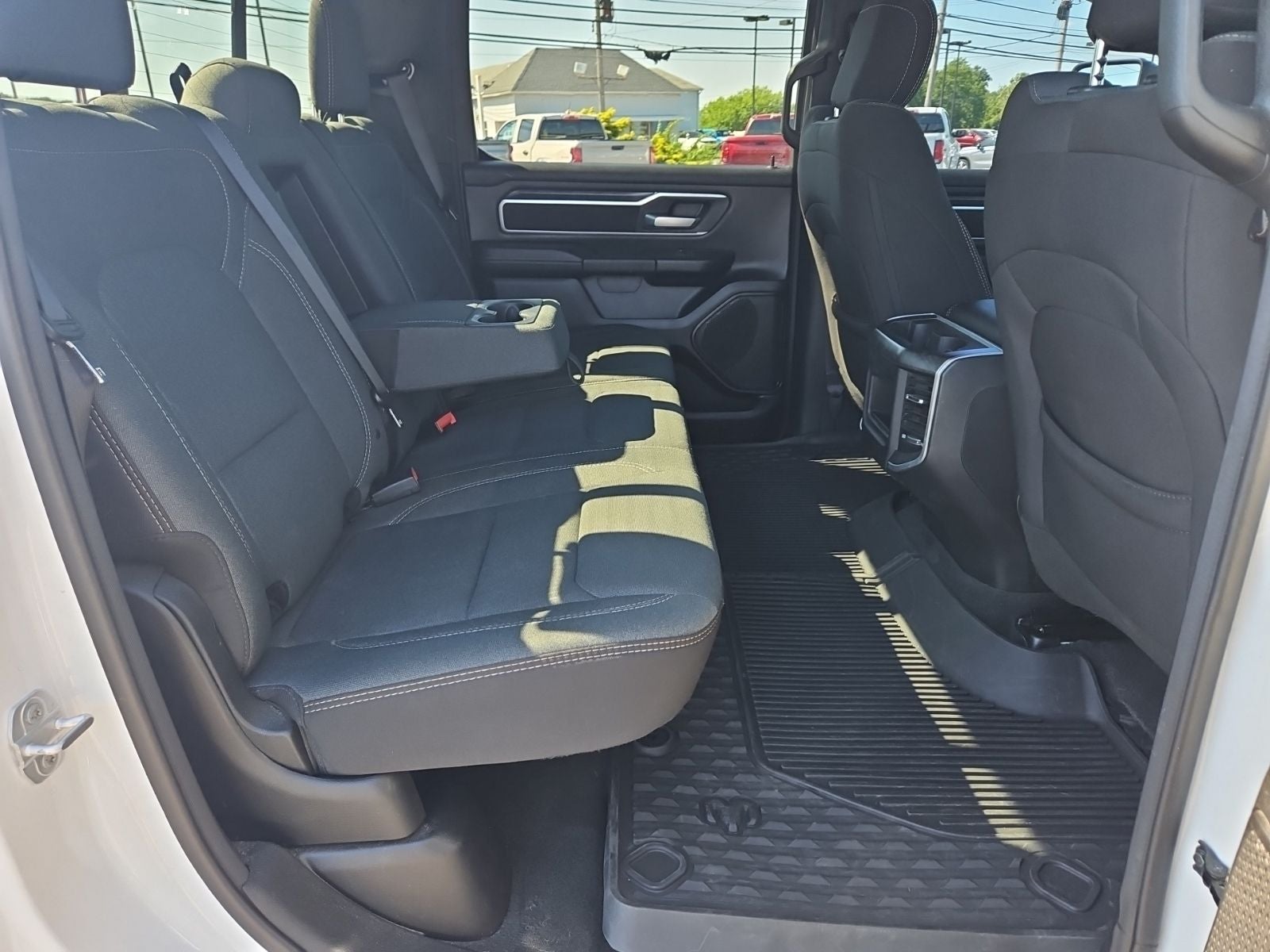 2023 RAM 1500 Big Horn Crew Cab 4x4 5'7' Box