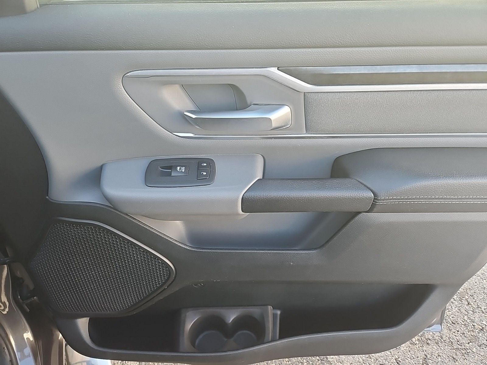 2020 RAM 1500 Big Horn Crew Cab 4x4 5'7' Box