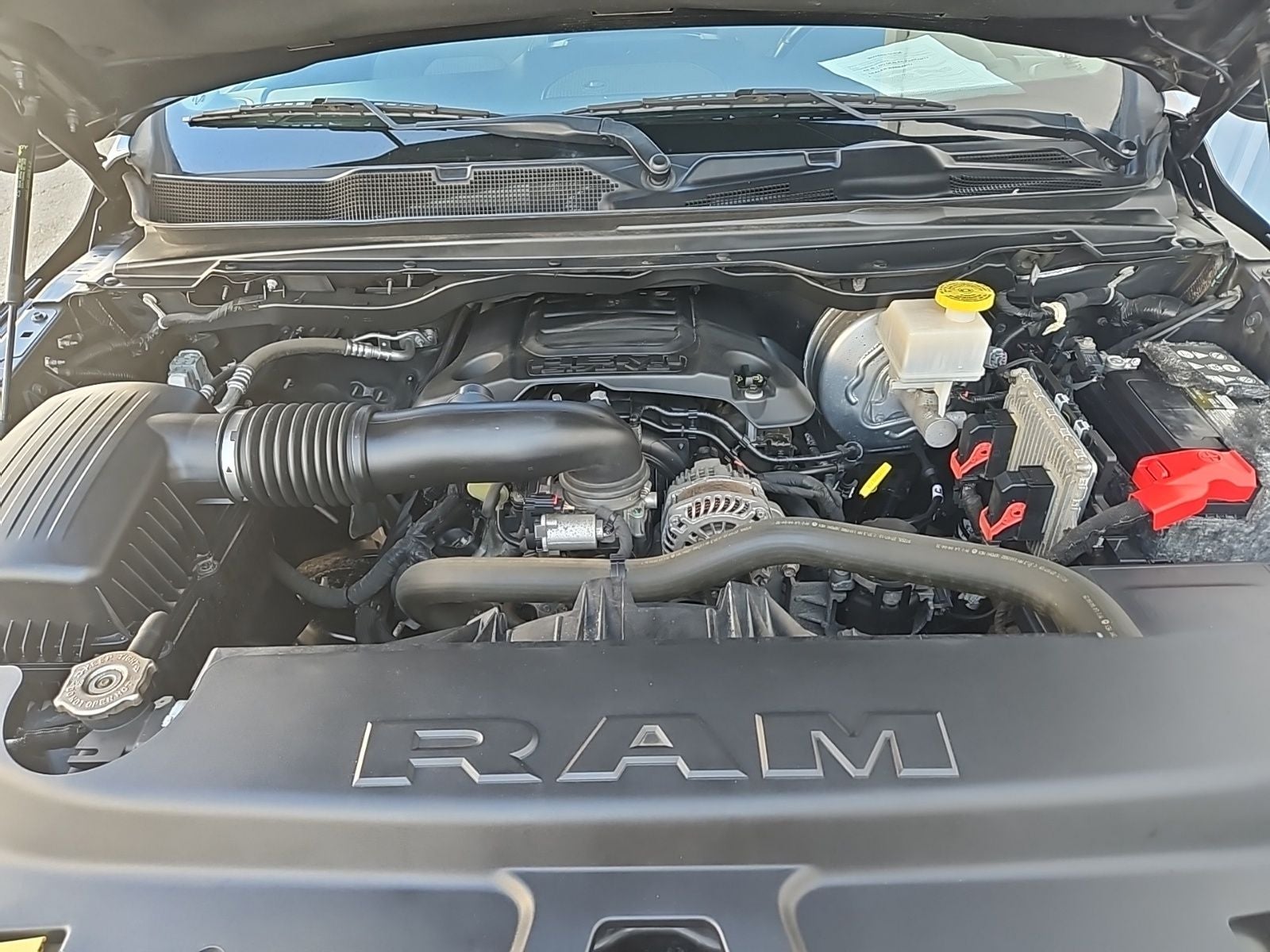 2020 RAM 1500 Big Horn Crew Cab 4x4 5'7' Box