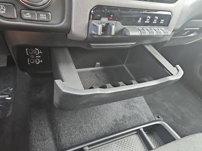 2027 RAM Ram 1500 RAM 1500 WARLOCK CREW CAB 4X4 5'7' BOX