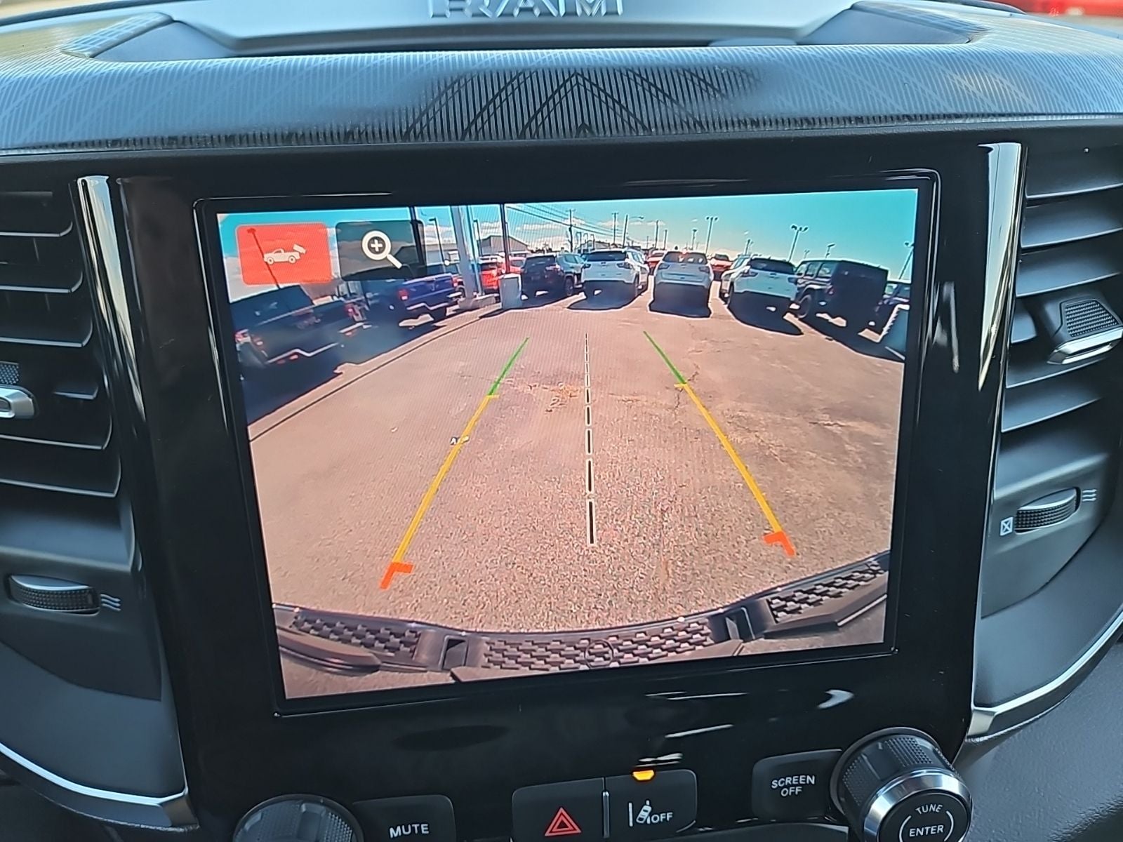 2026 RAM Ram 1500 RAM 1500 EXPRESS CREW CAB 4X4 5'7' BOX