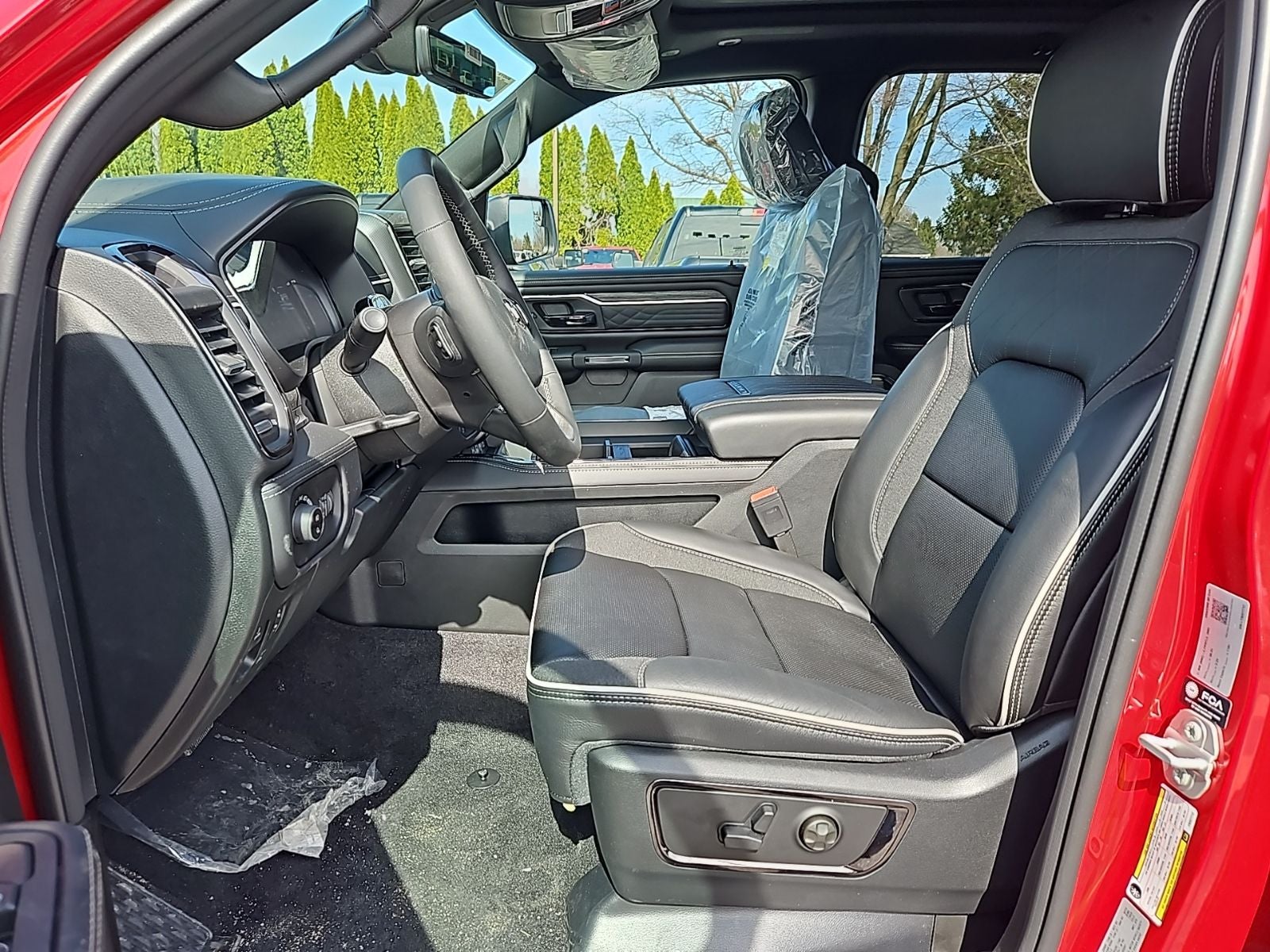 2026 RAM Ram 1500 RAM 1500 LIMITED CREW CAB 4X4 5'7' BOX