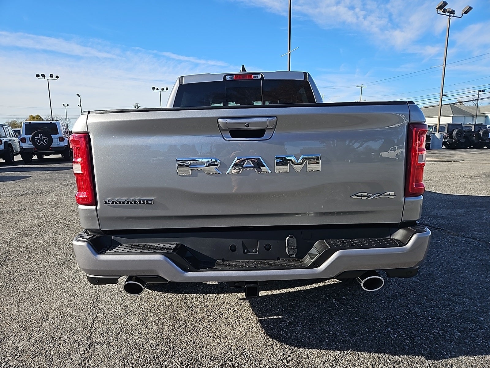 2026 RAM Ram 1500 RAM 1500 LARAMIE CREW CAB 4X4 5'7' BOX