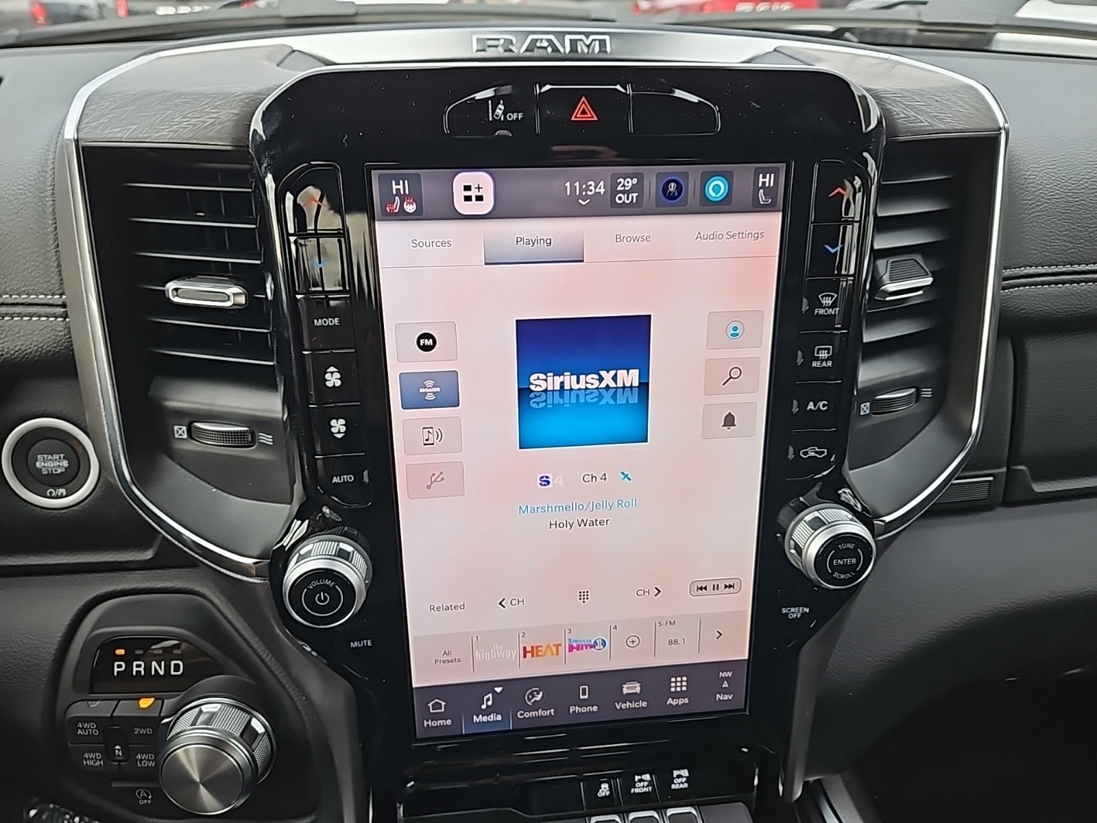 2026 RAM Ram 1500 RAM 1500 LARAMIE CREW CAB 4X4 5'7' BOX