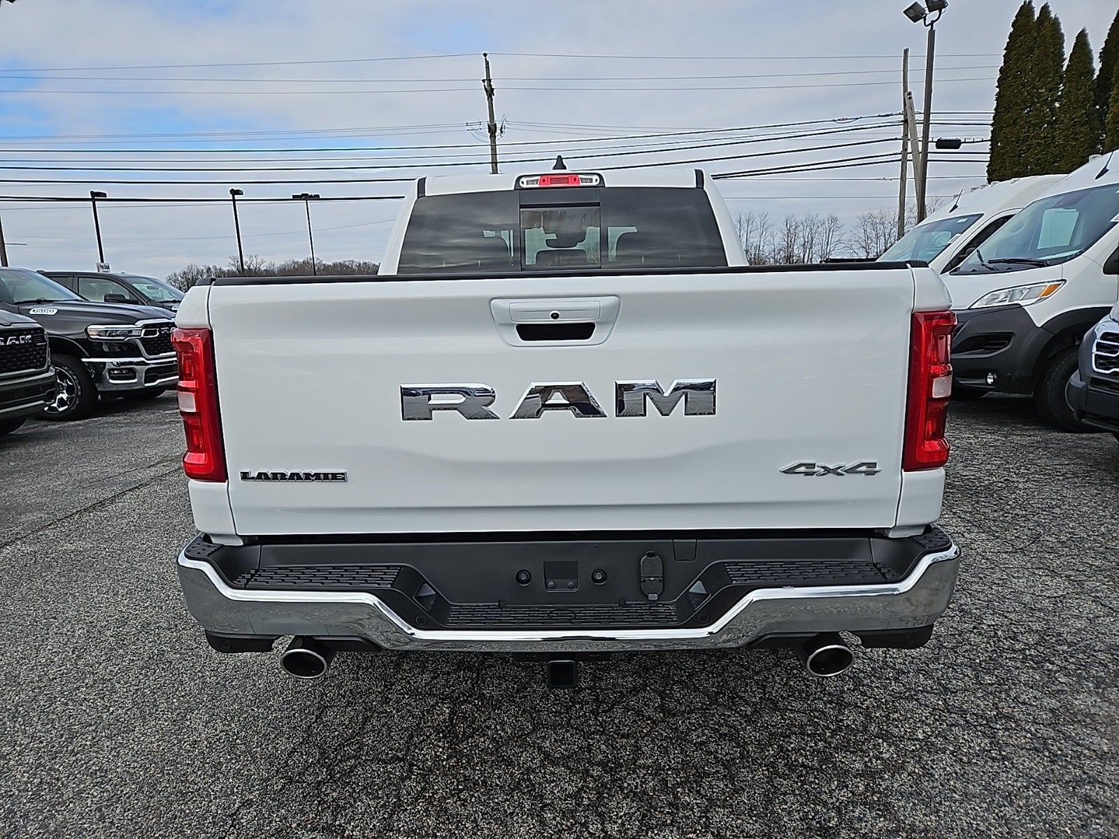 2026 RAM Ram 1500 RAM 1500 LARAMIE CREW CAB 4X4 5'7' BOX