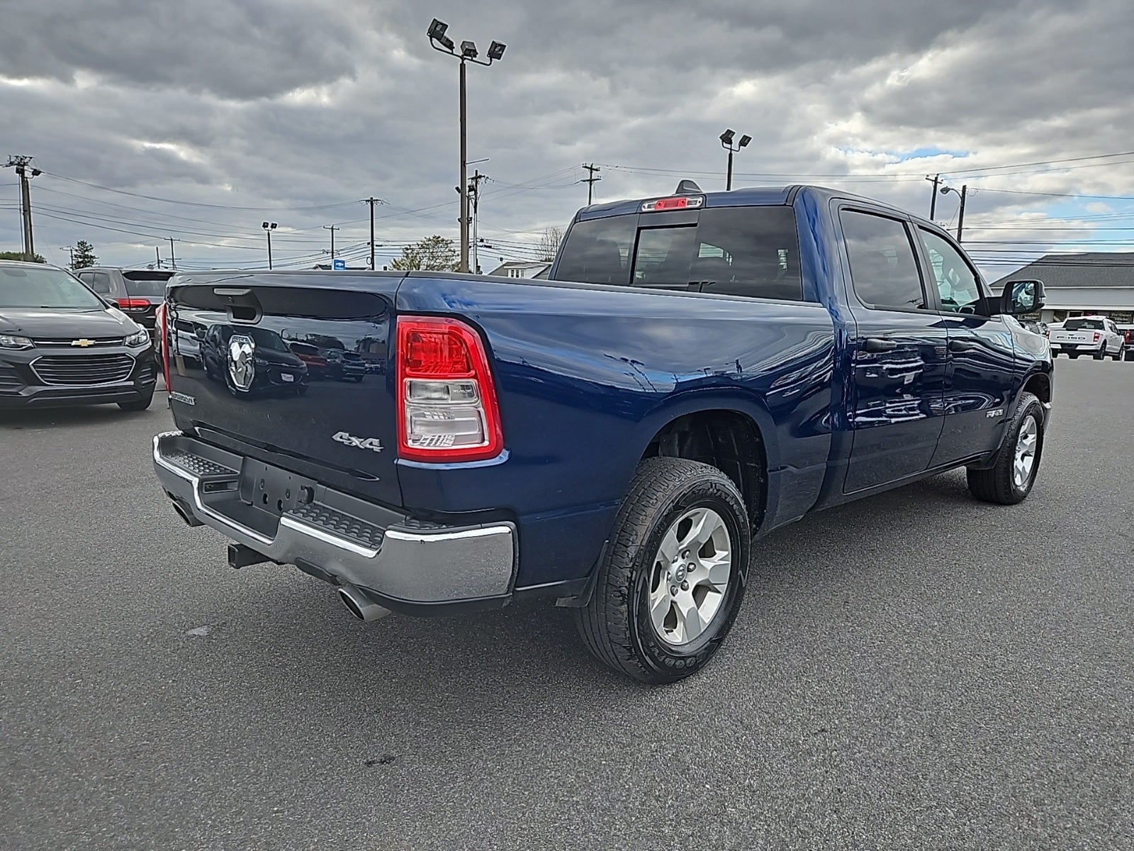 2024 RAM 1500 Big Horn Crew Cab 4x4 6'4' Box