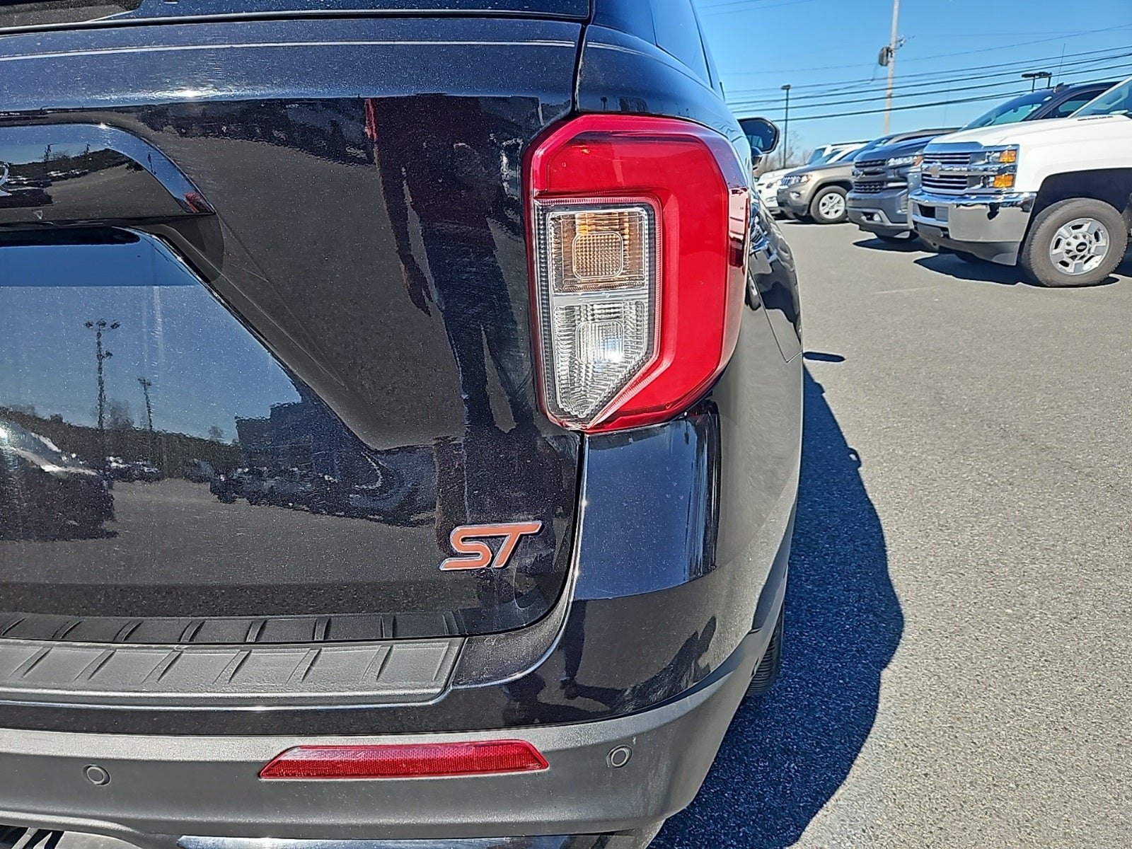 2020 Ford Explorer ST