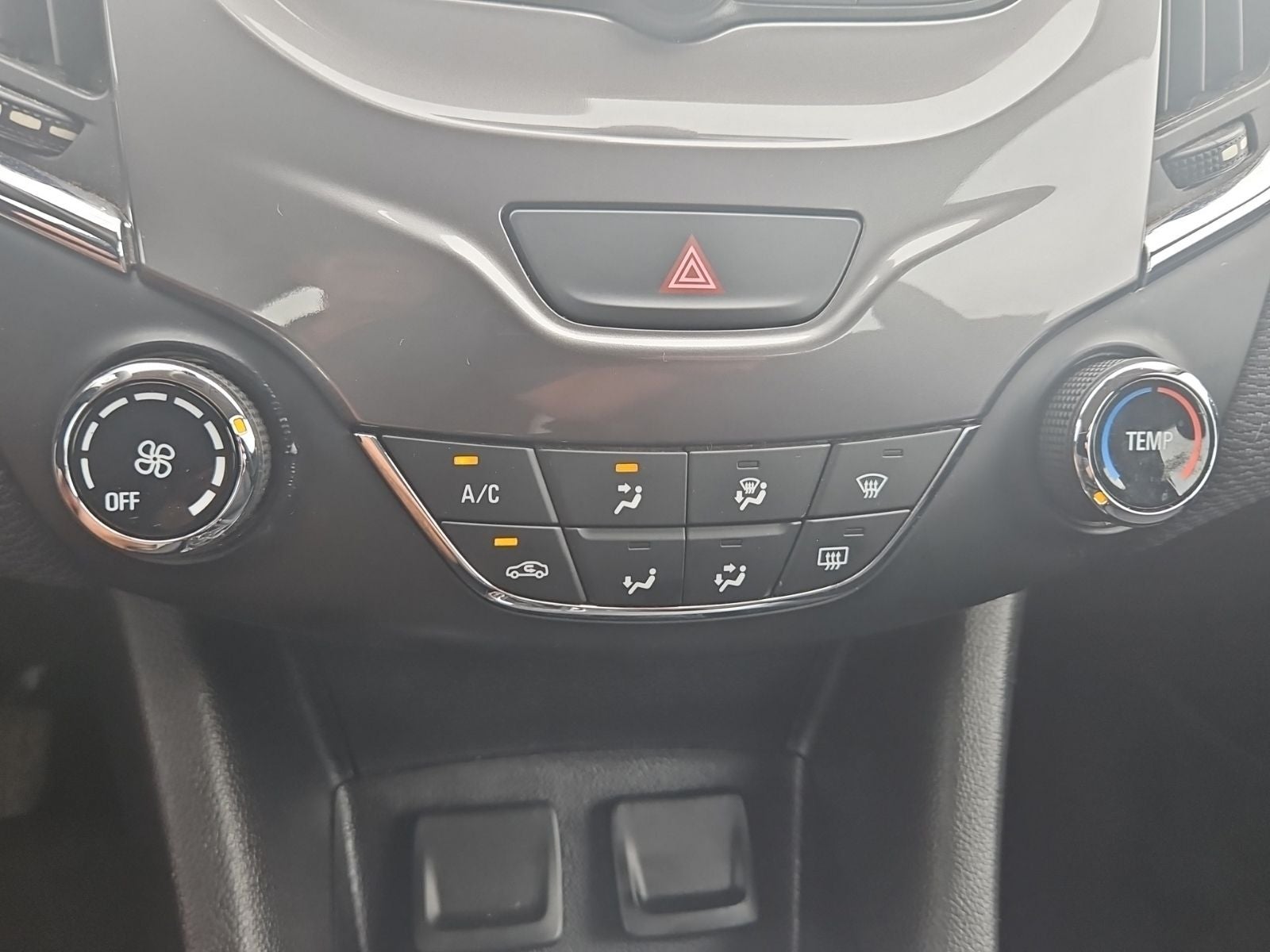 2018 Chevrolet Cruze LT Auto