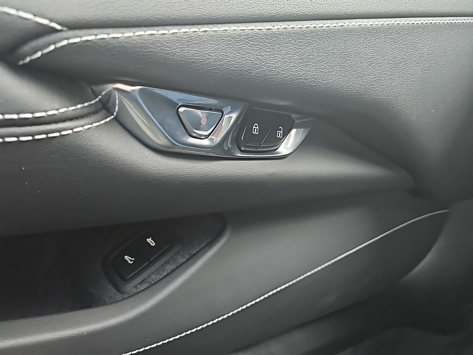 2023 Chevrolet Corvette Stingray RWD Coupe 1LT