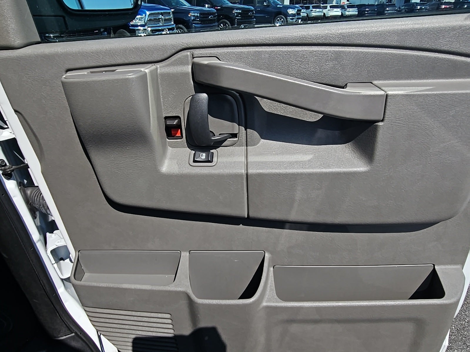 2024 Chevrolet Express Passenger RWD 3500 Extended Wheelbase LT