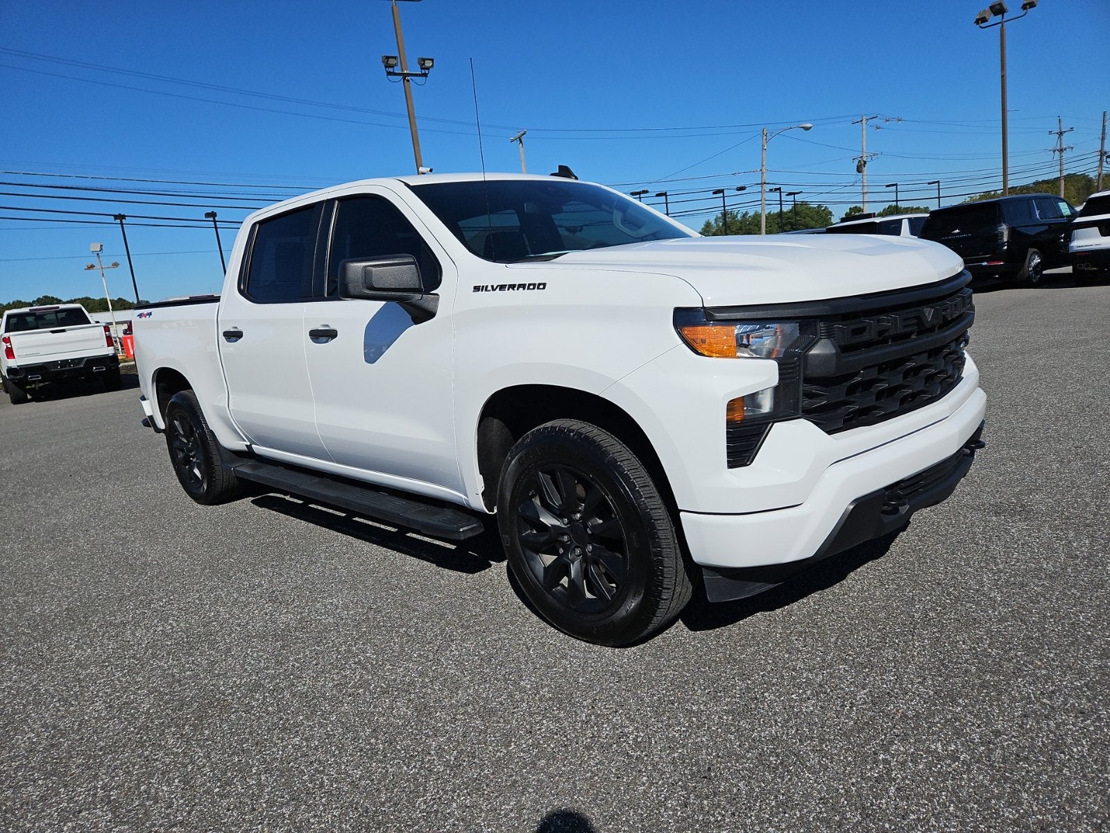 2024 Chevrolet Silverado 1500 4WD Crew Cab Short Bed Custom