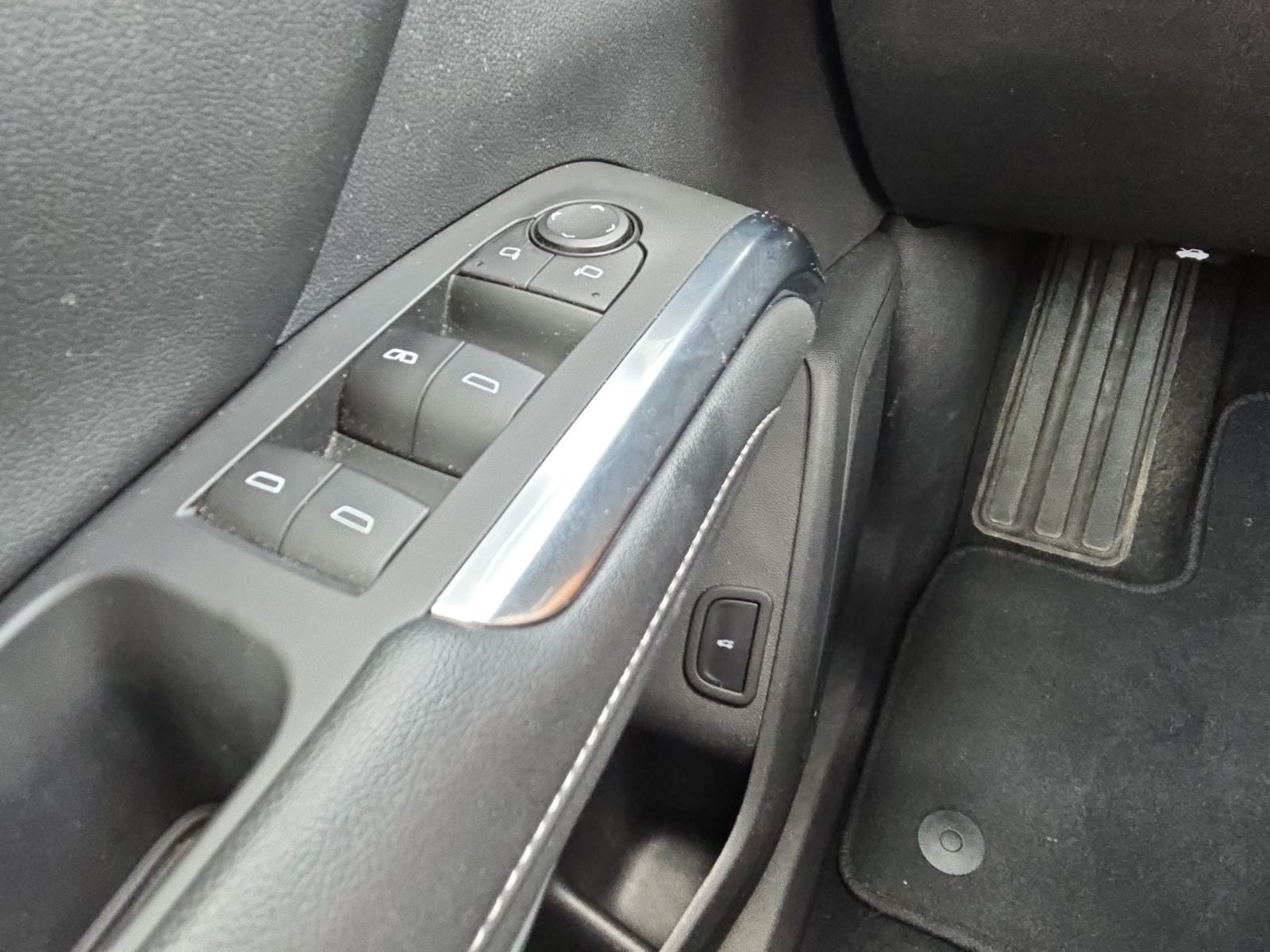 2024 Chevrolet Traverse FWD LT