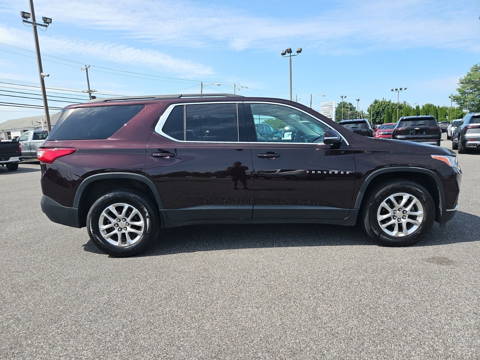2020 Chevrolet Traverse AWD LT Cloth