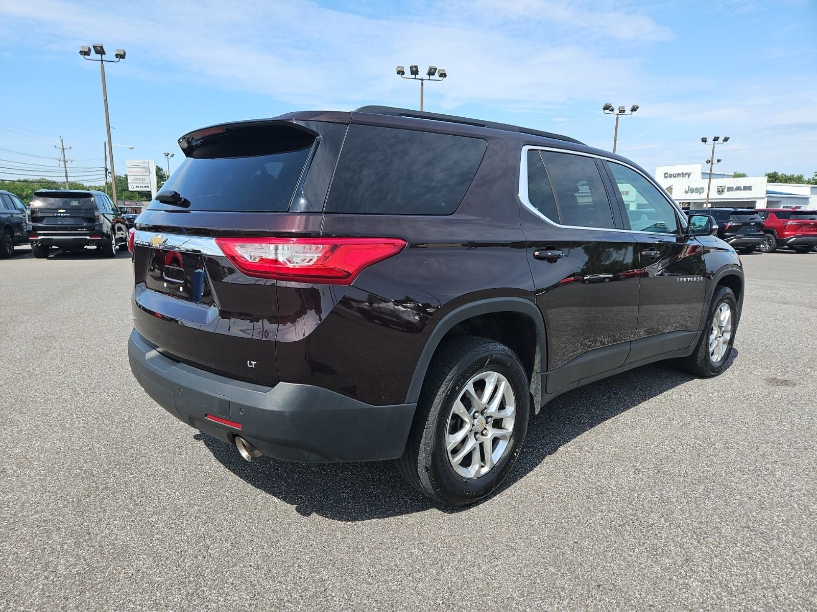 2020 Chevrolet Traverse AWD LT Cloth
