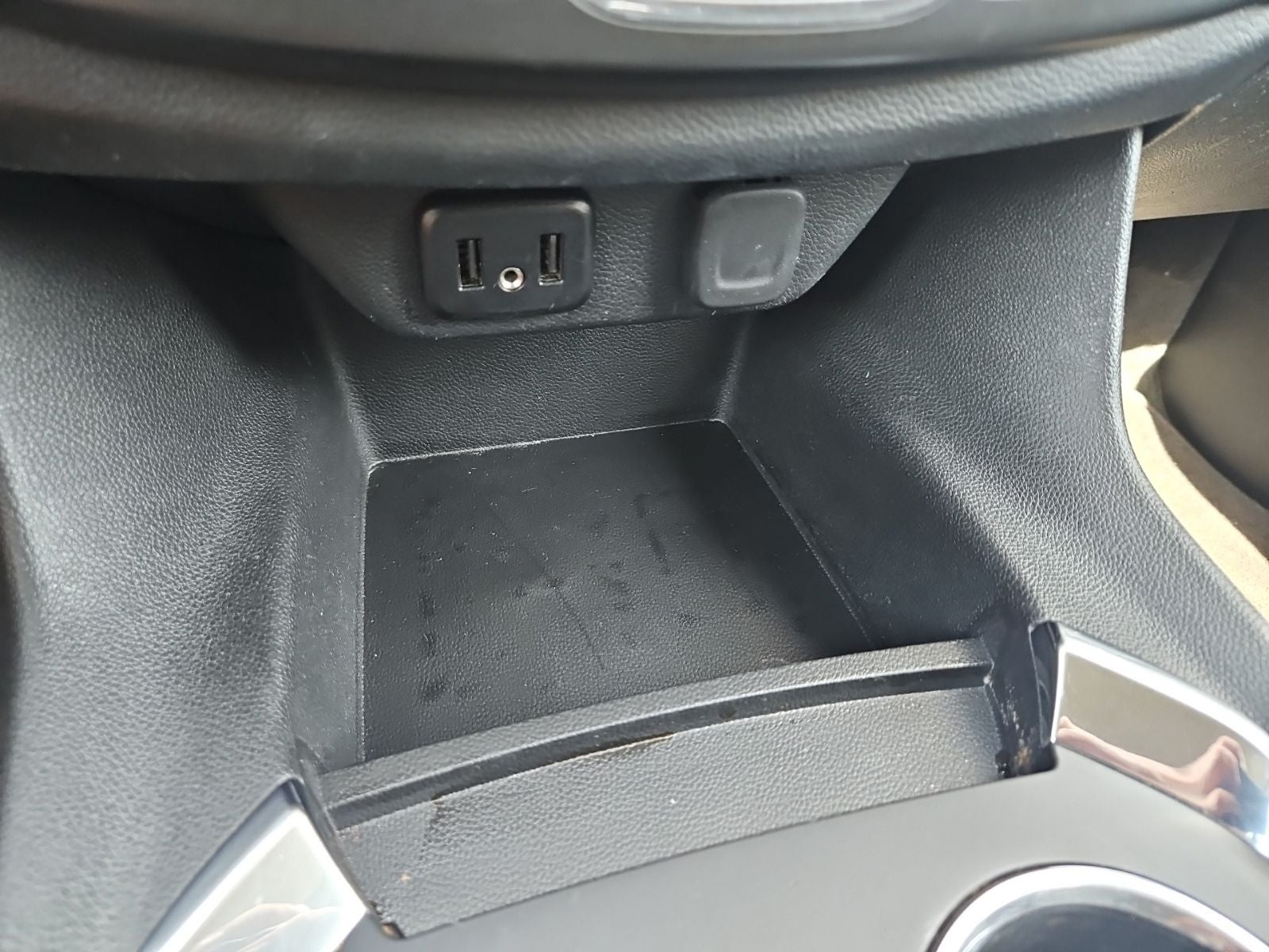 2020 Chevrolet Traverse AWD LT Cloth