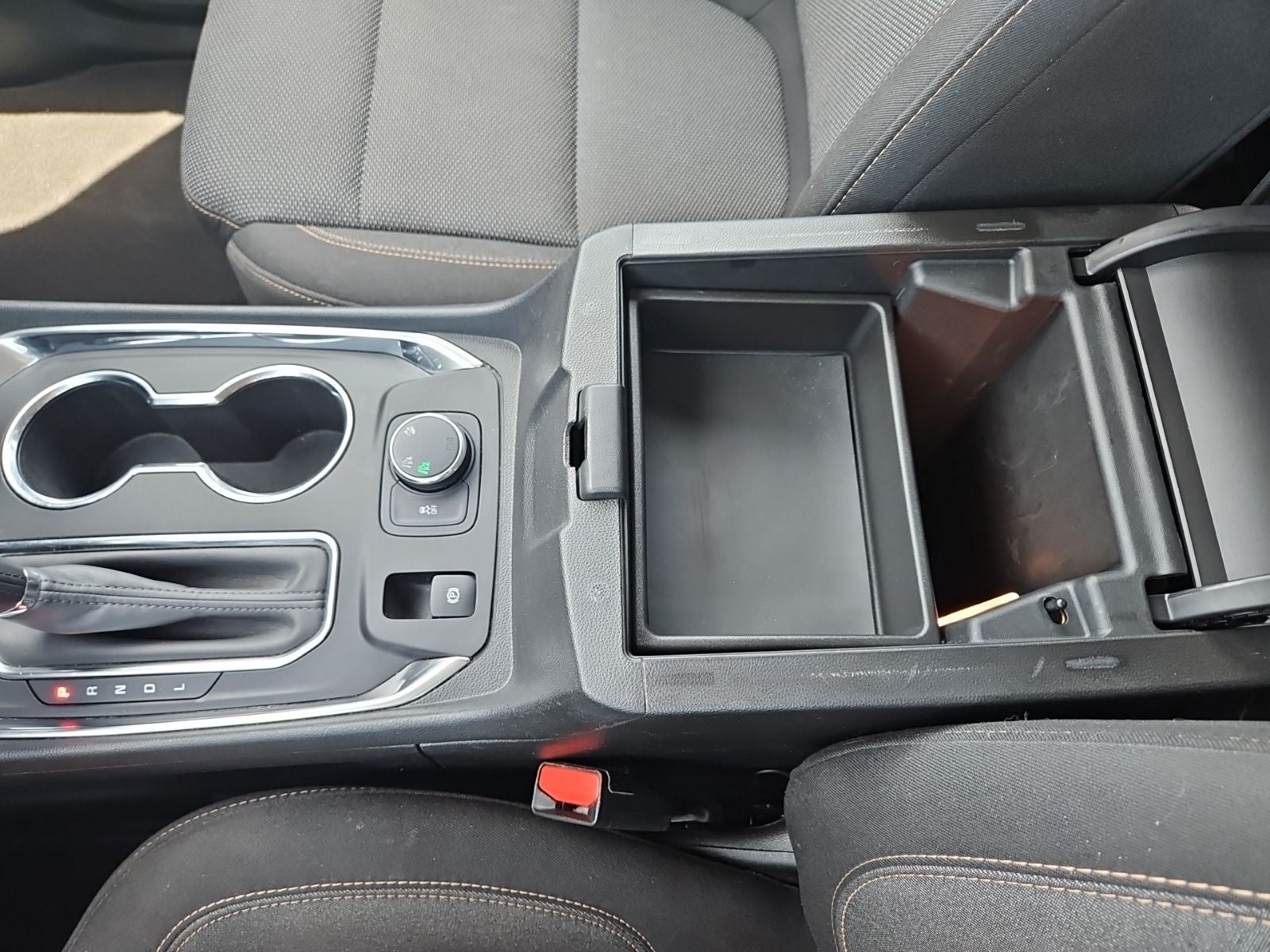 2020 Chevrolet Traverse AWD LT Cloth