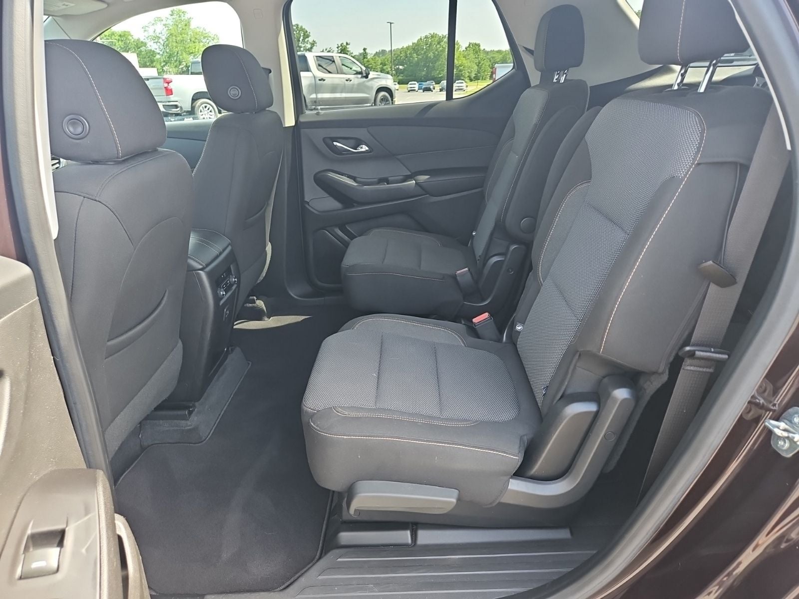 2020 Chevrolet Traverse AWD LT Cloth