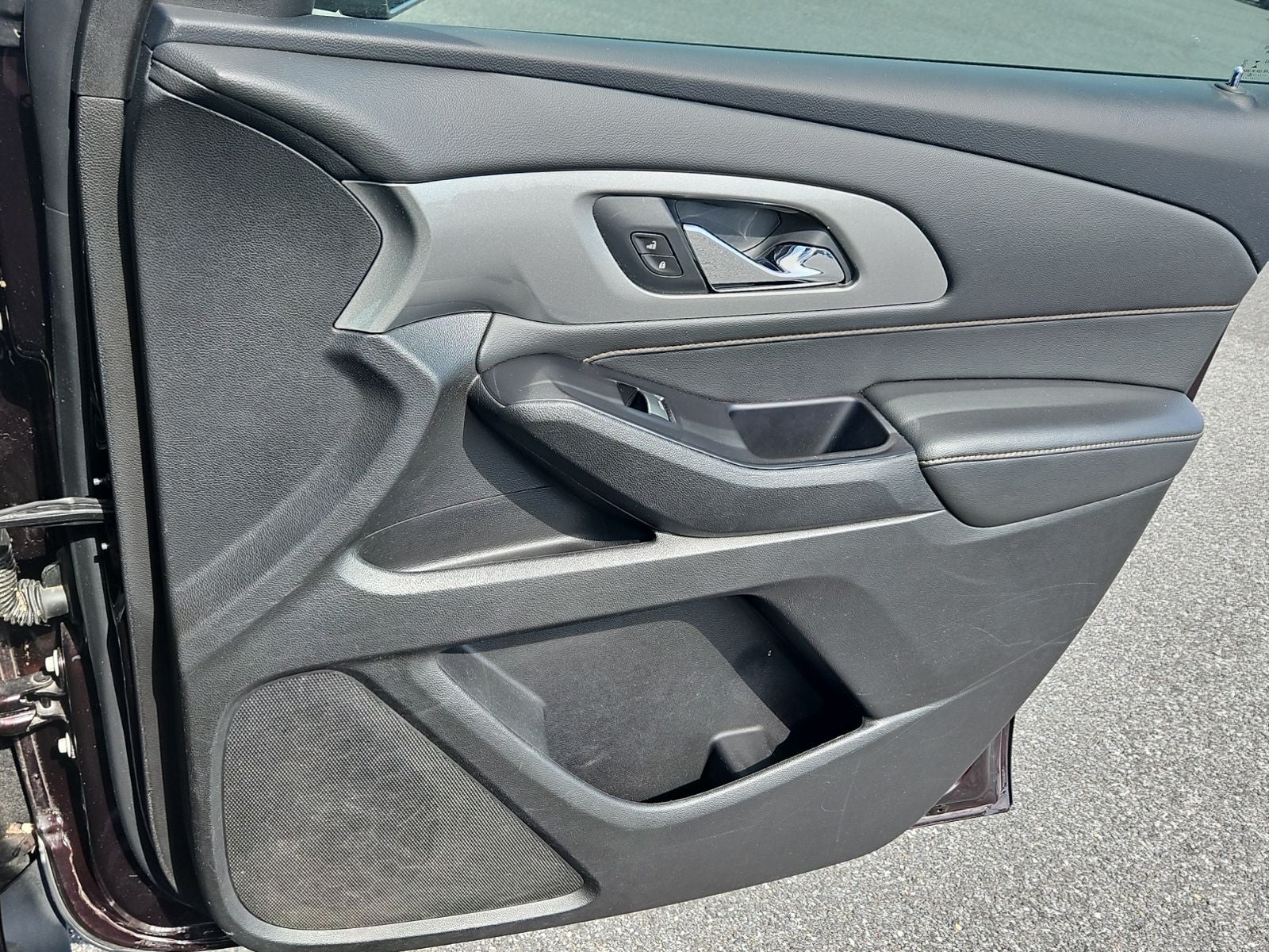 2020 Chevrolet Traverse AWD LT Cloth