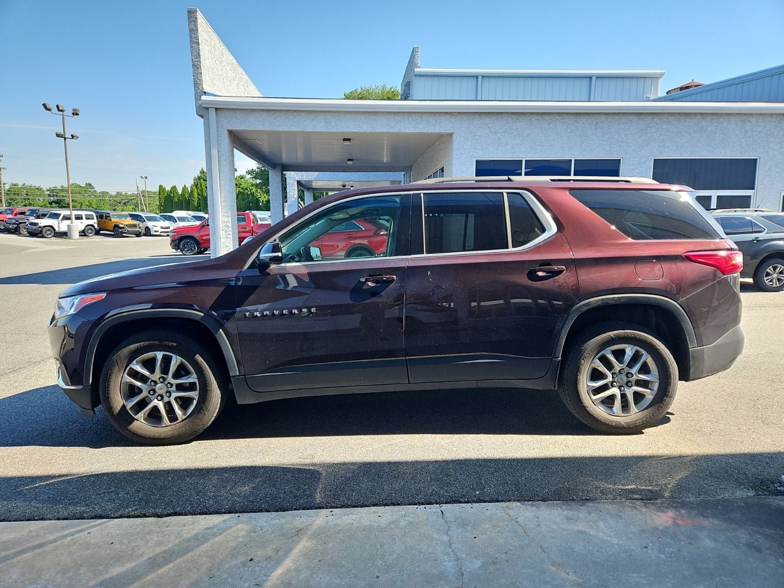 2020 Chevrolet Traverse AWD LT Cloth