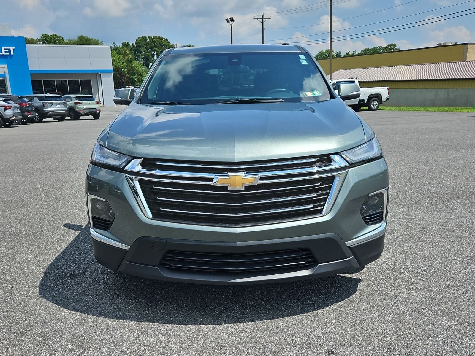 2023 Chevrolet Traverse AWD LT Cloth