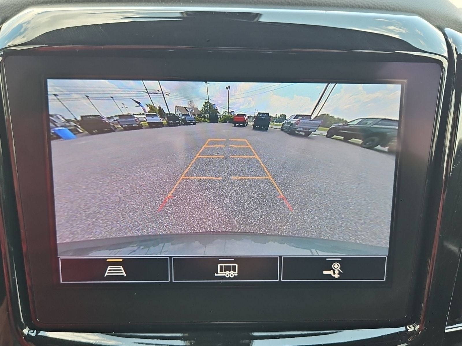 2023 Chevrolet Traverse AWD LT Cloth