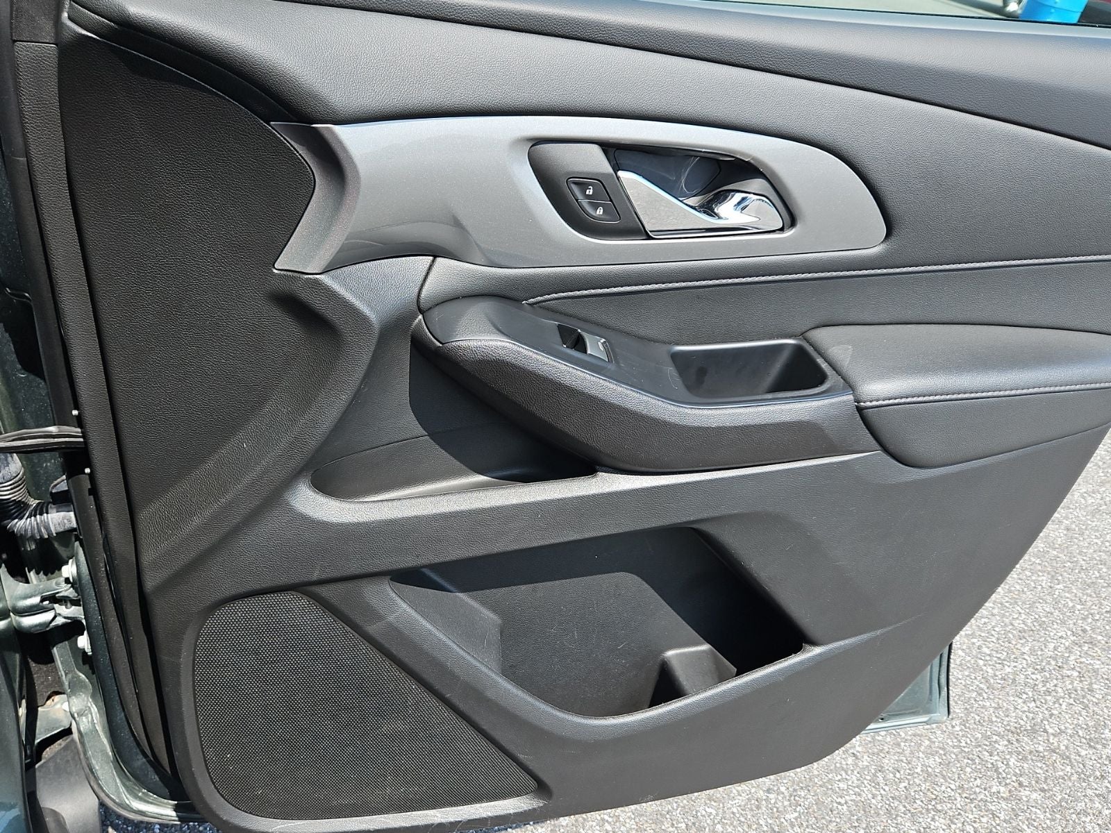 2023 Chevrolet Traverse AWD LT Cloth