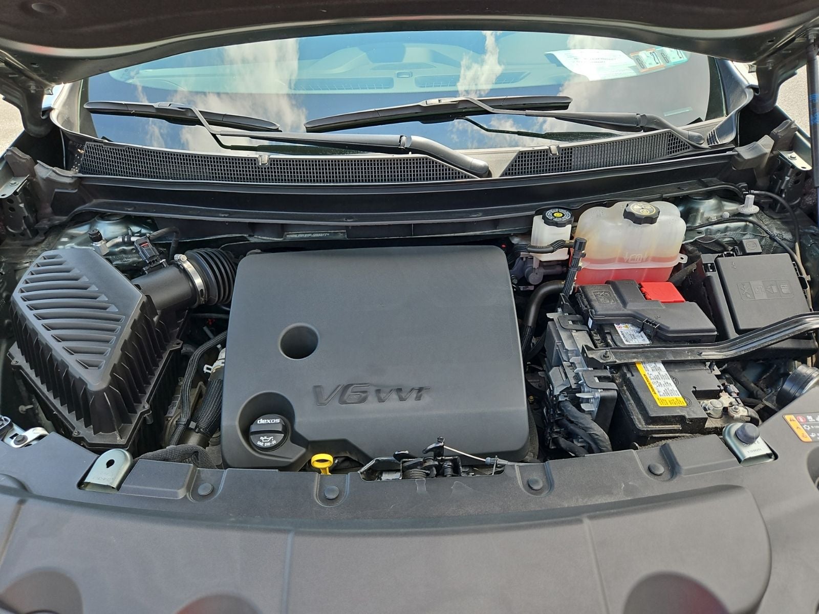 2023 Chevrolet Traverse AWD LT Cloth