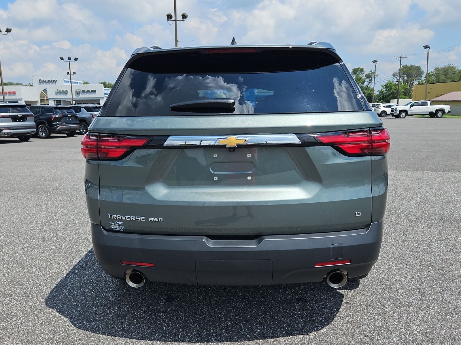 2023 Chevrolet Traverse AWD LT Cloth