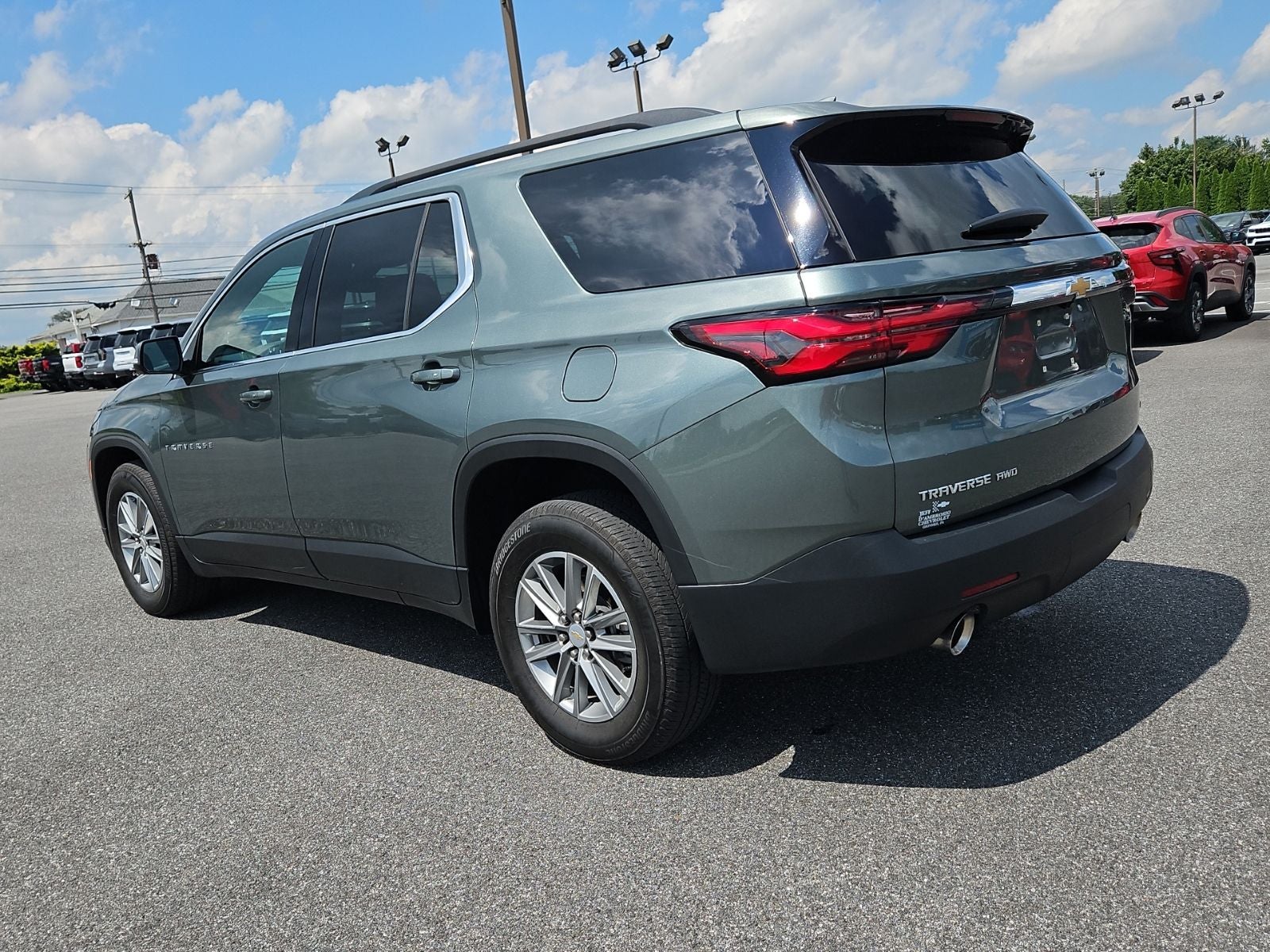 2023 Chevrolet Traverse AWD LT Cloth
