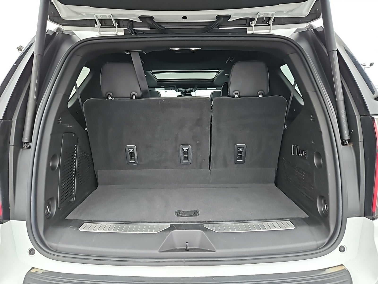 2023 Chevrolet Tahoe 4WD RST