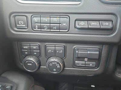 2023 Chevrolet Tahoe 4WD High Country