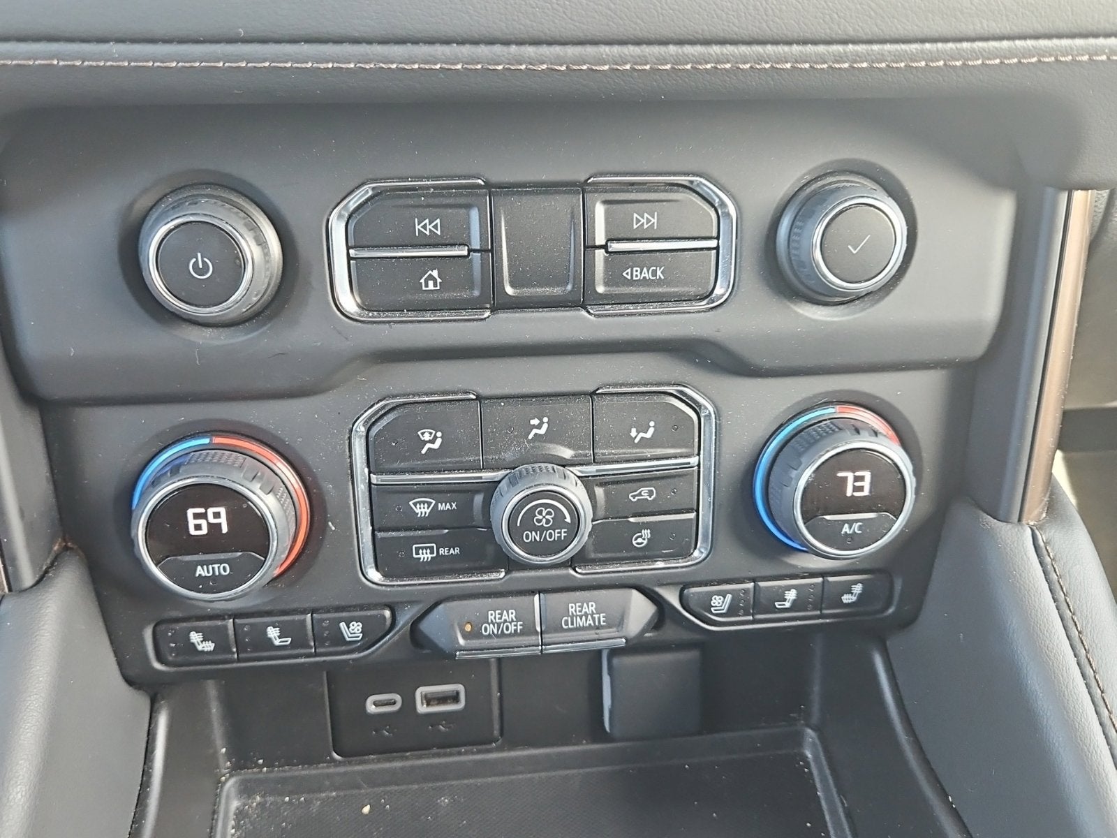 2023 Chevrolet Tahoe 4WD High Country