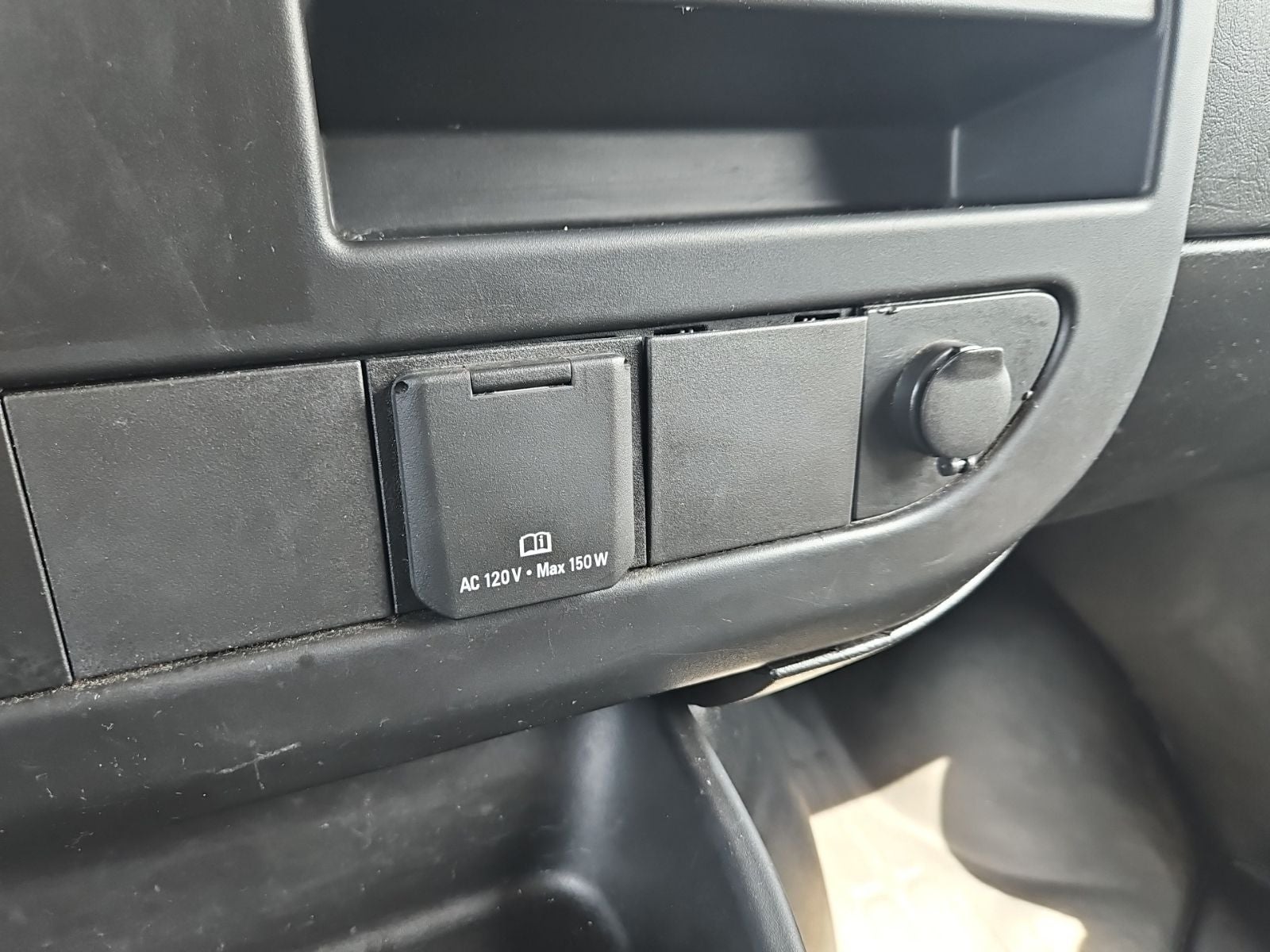 2022 GMC Savana Cargo RWD 2500 Regular Wheelbase Work Van