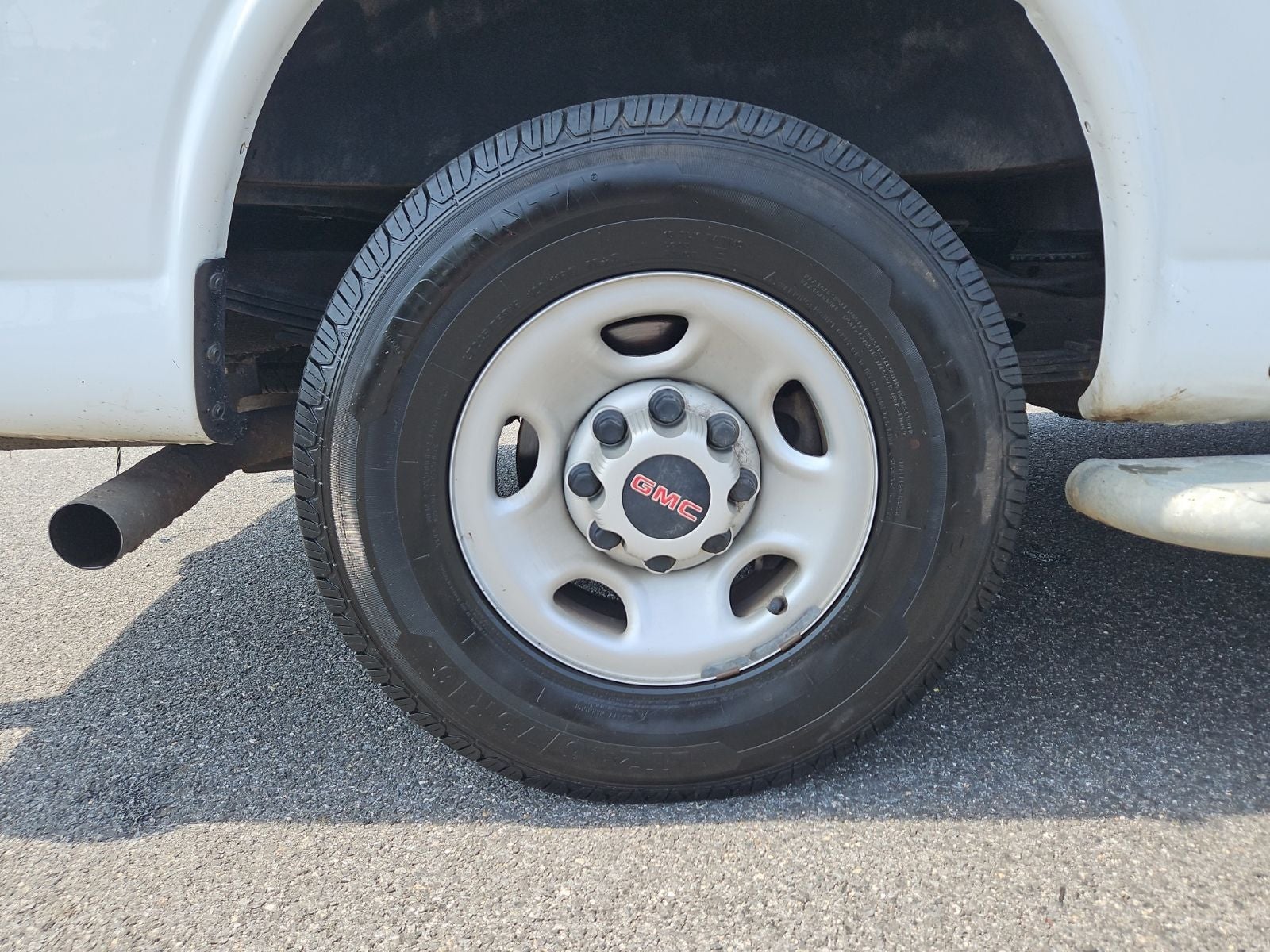 2022 GMC Savana Cargo RWD 2500 Regular Wheelbase Work Van