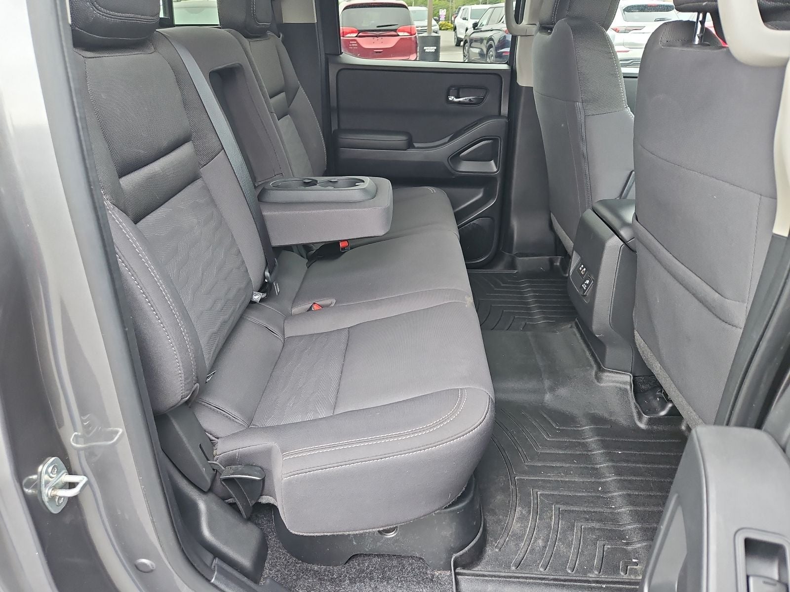 2024 Nissan Frontier Crew Cab Long Bed SV 4x4