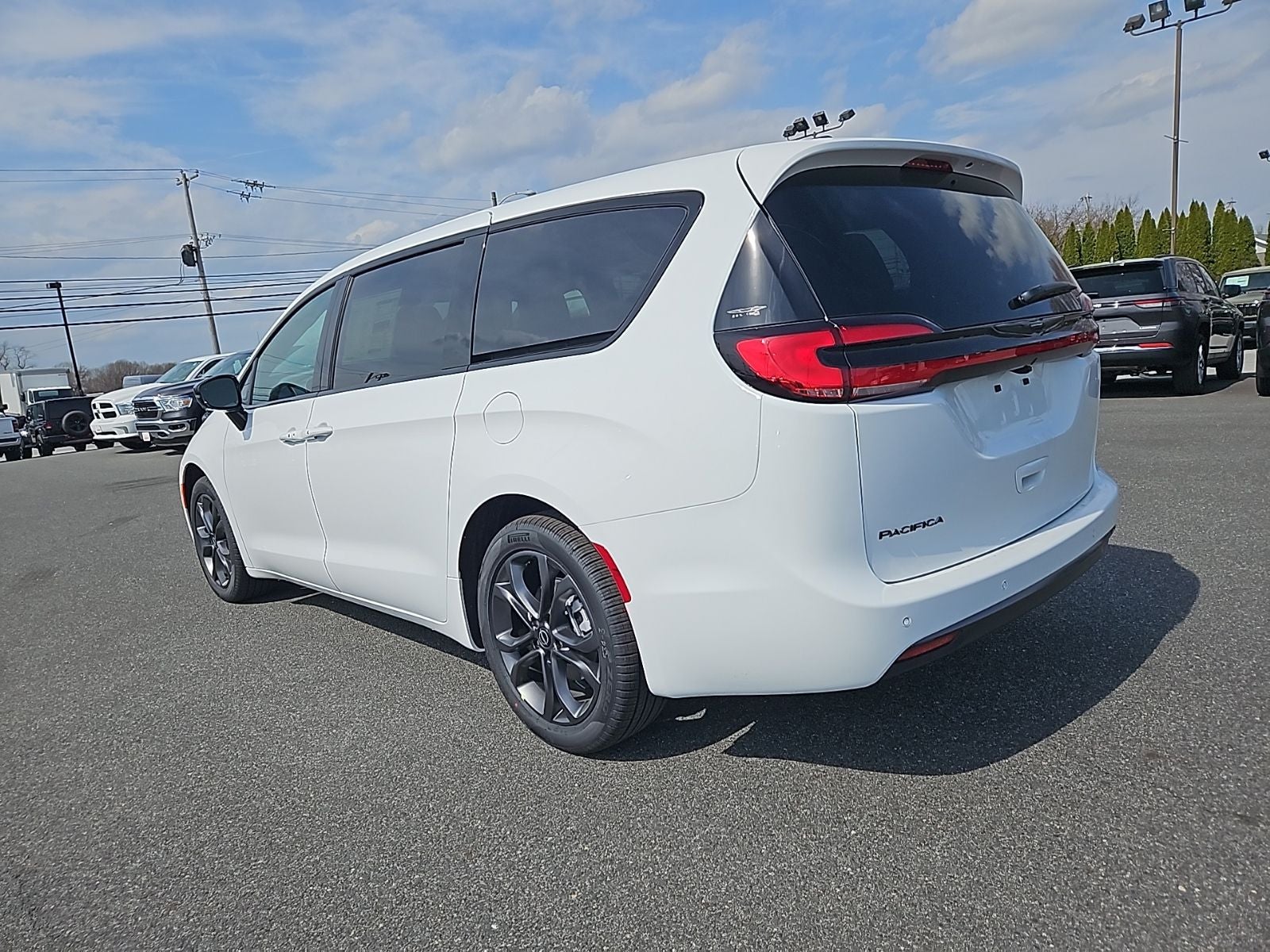 2026 Chrysler Pacifica PACIFICA SELECT