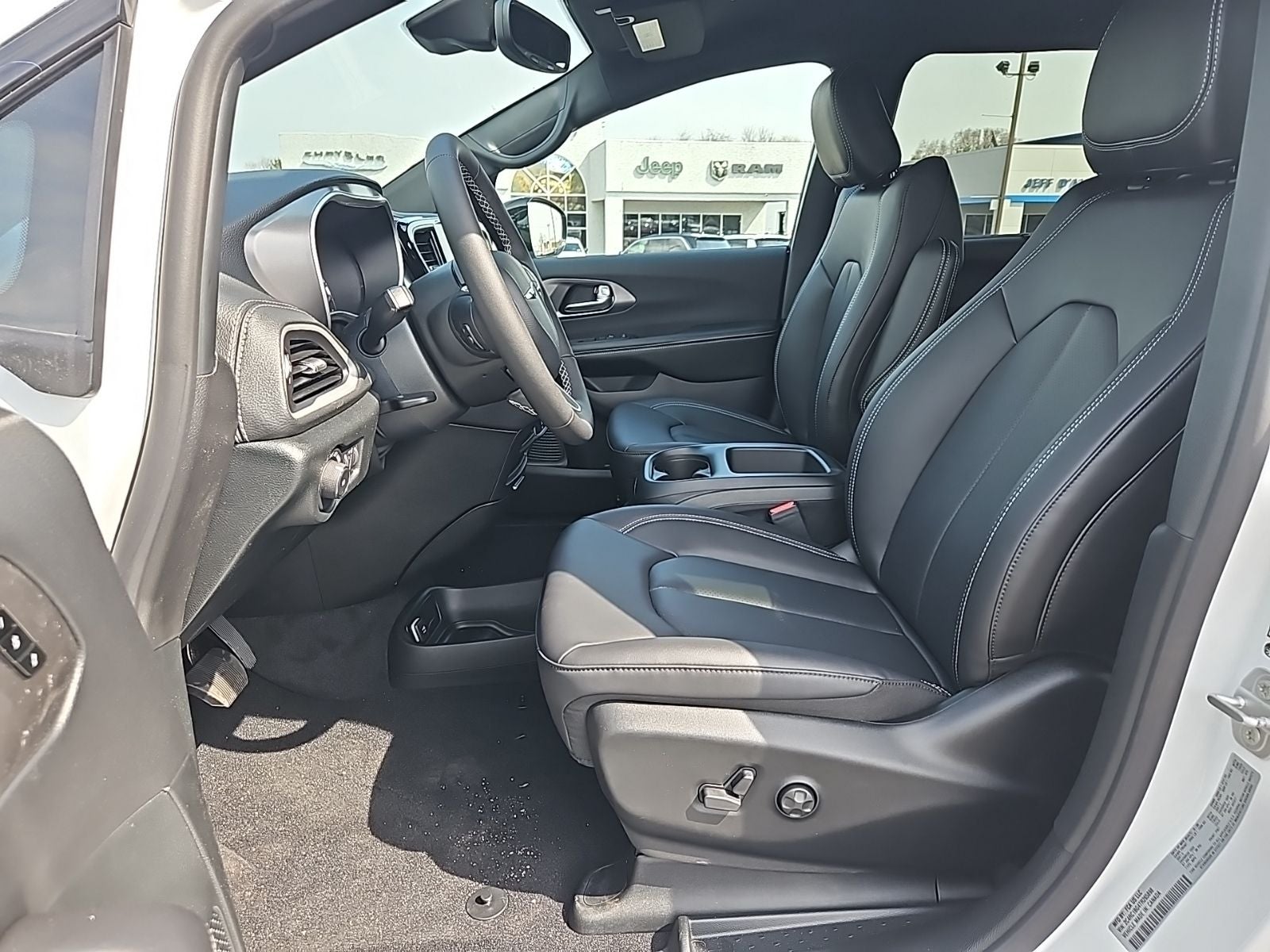 2026 Chrysler Pacifica PACIFICA SELECT